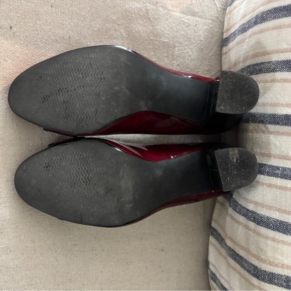 Michael Shannon Burgundy Heels - Picture 6 of 9